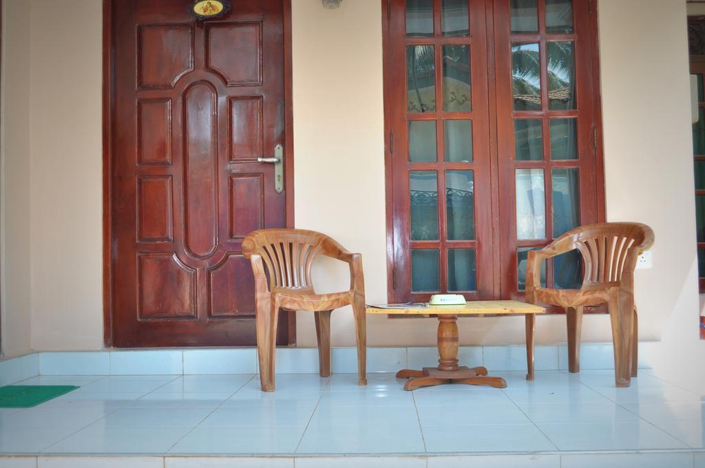 Tms Beach House Negombo Exteriör bild